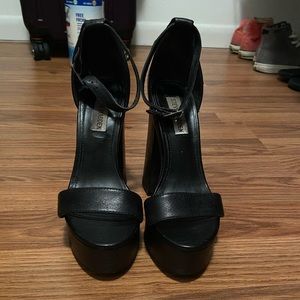 Steve Madden Chunky Platform Black Heels